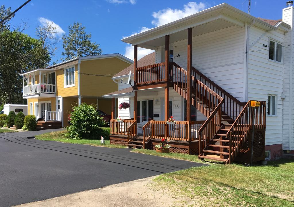 Maison L'Heritage L'Anse-Saint-Jean Exterior photo